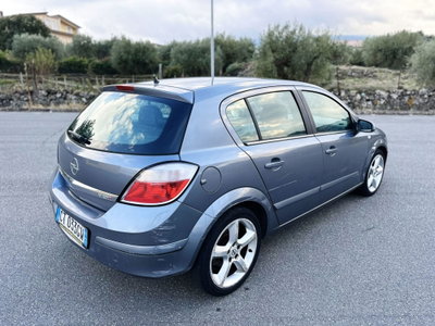Opel Astra 1.7 CDTI 101CV 5 porte Club (3)