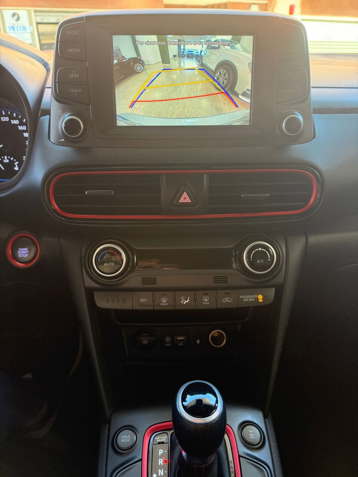 Hyundai Kona 1.6 CRDI 136 CV 4WD DCT XPrime (13)
