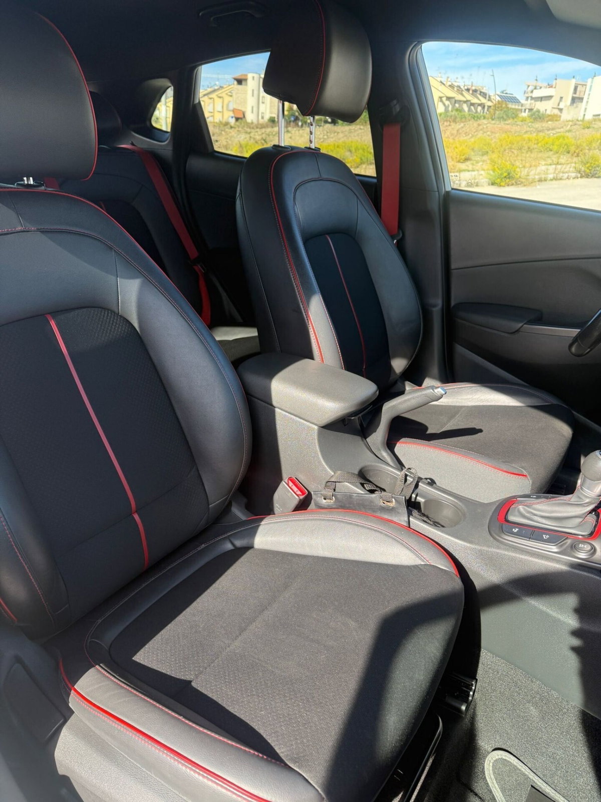 Hyundai Kona 1.6 CRDI 136 CV 4WD DCT XPrime (15)