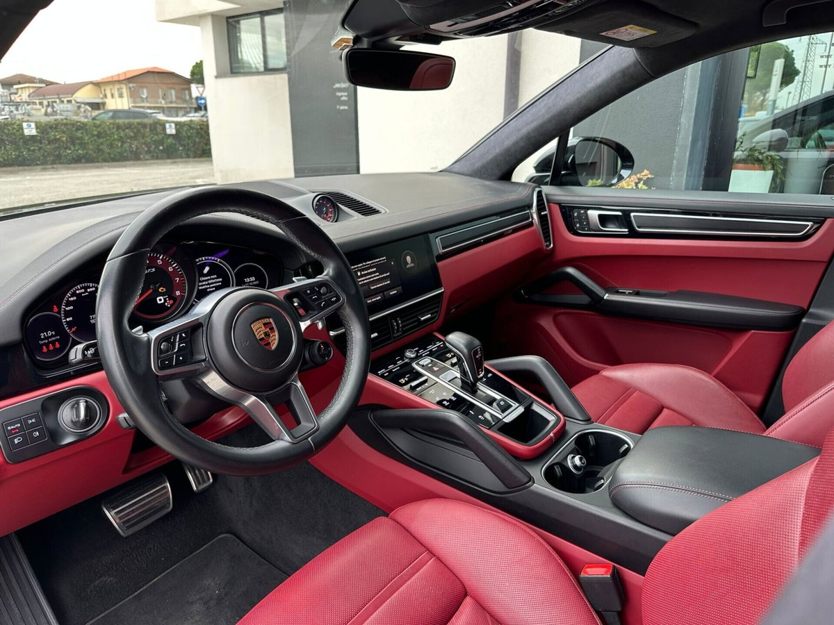 Porsche Cayenne Coupé 4.0 GTS (5)