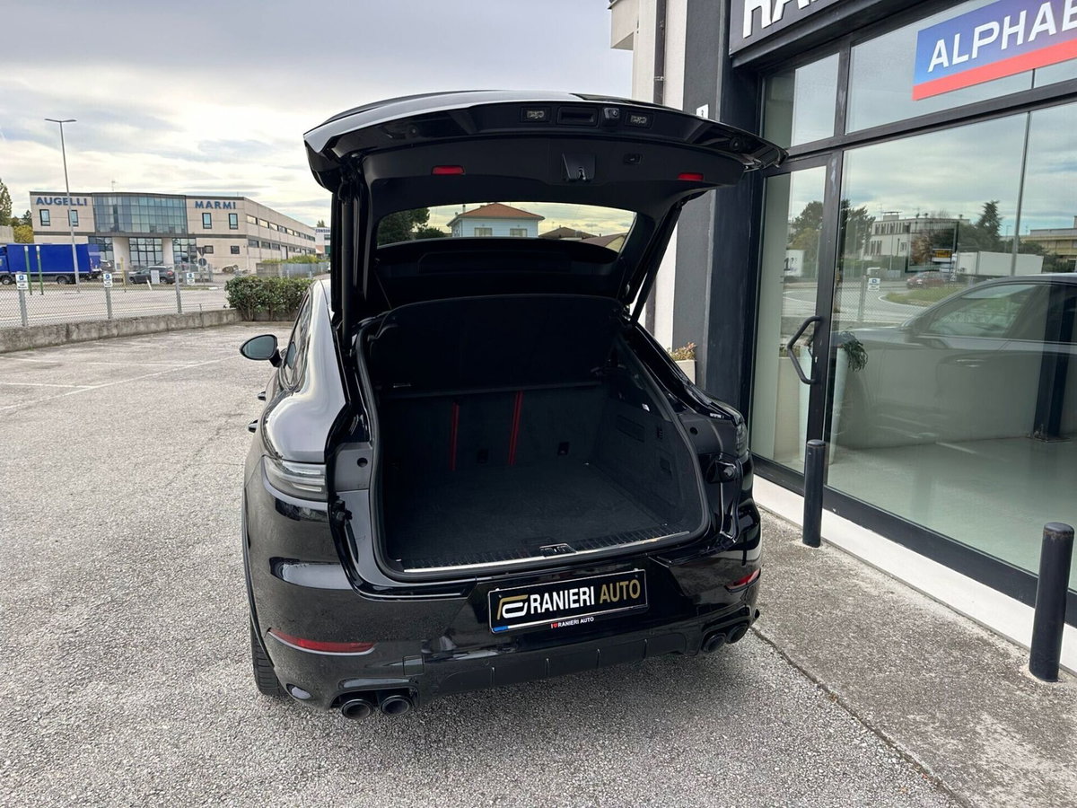 Porsche Cayenne Coupé 4.0 GTS (8)