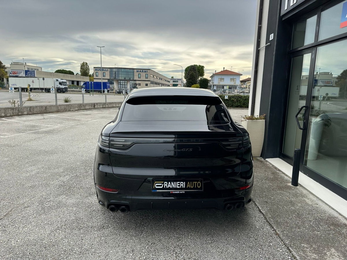 Porsche Cayenne Coupé 4.0 GTS (9)