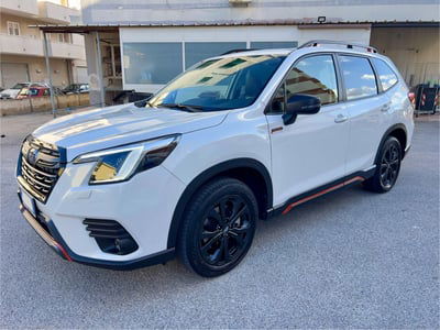 Subaru Forester 2.0 e-Boxer MHEV CVT Lineartronic 4dventure usata