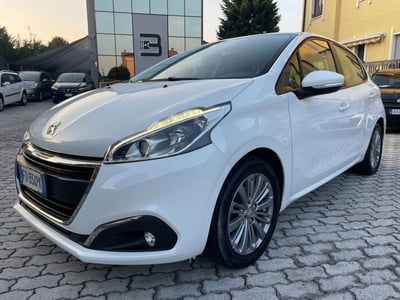 Peugeot 208 82 5 porte Allure usata