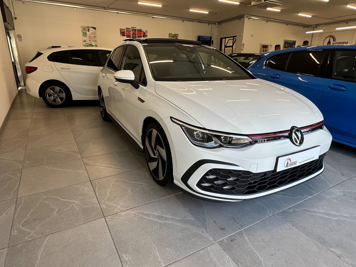 Volkswagen Golf 2.0 TSI GTI DSG (3)