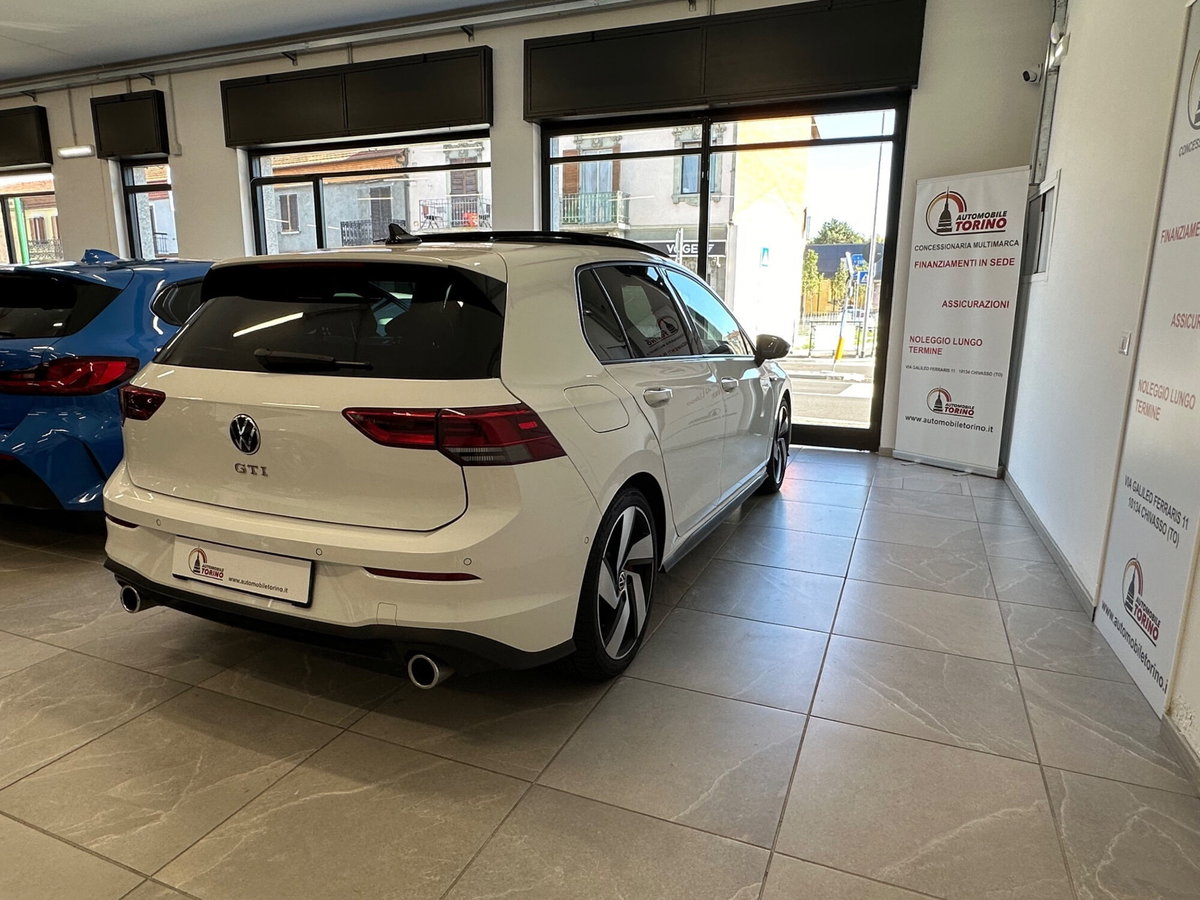 Volkswagen Golf 2.0 TSI GTI DSG (4)