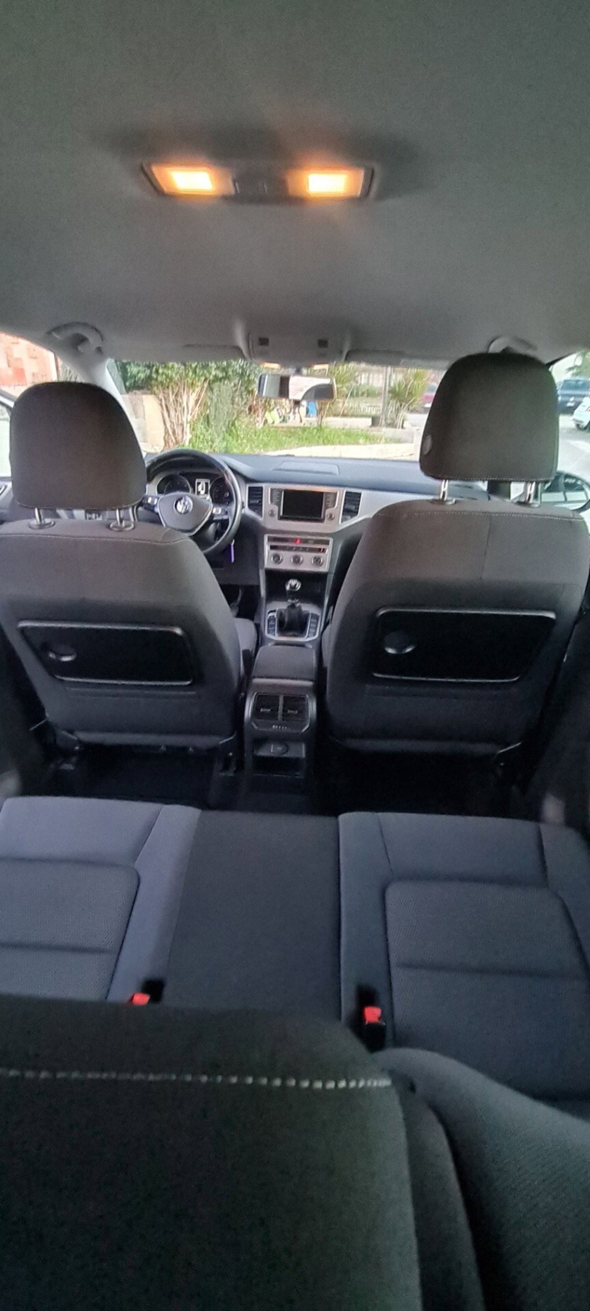 Volkswagen Golf Sportsvan 1.6 TDI Trendline BlueMotion Technology (9)