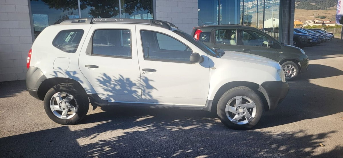 Dacia Duster 1.5 dCi 110CV Start&Stop 4x4 Lauréate (2)