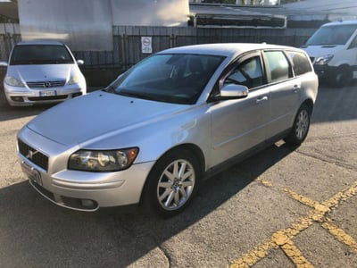 Volvo V50 2.0 D cat Momentum usata
