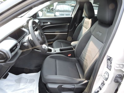 Jeep Avenger full-electric Summit fwd 156cv auto (12)