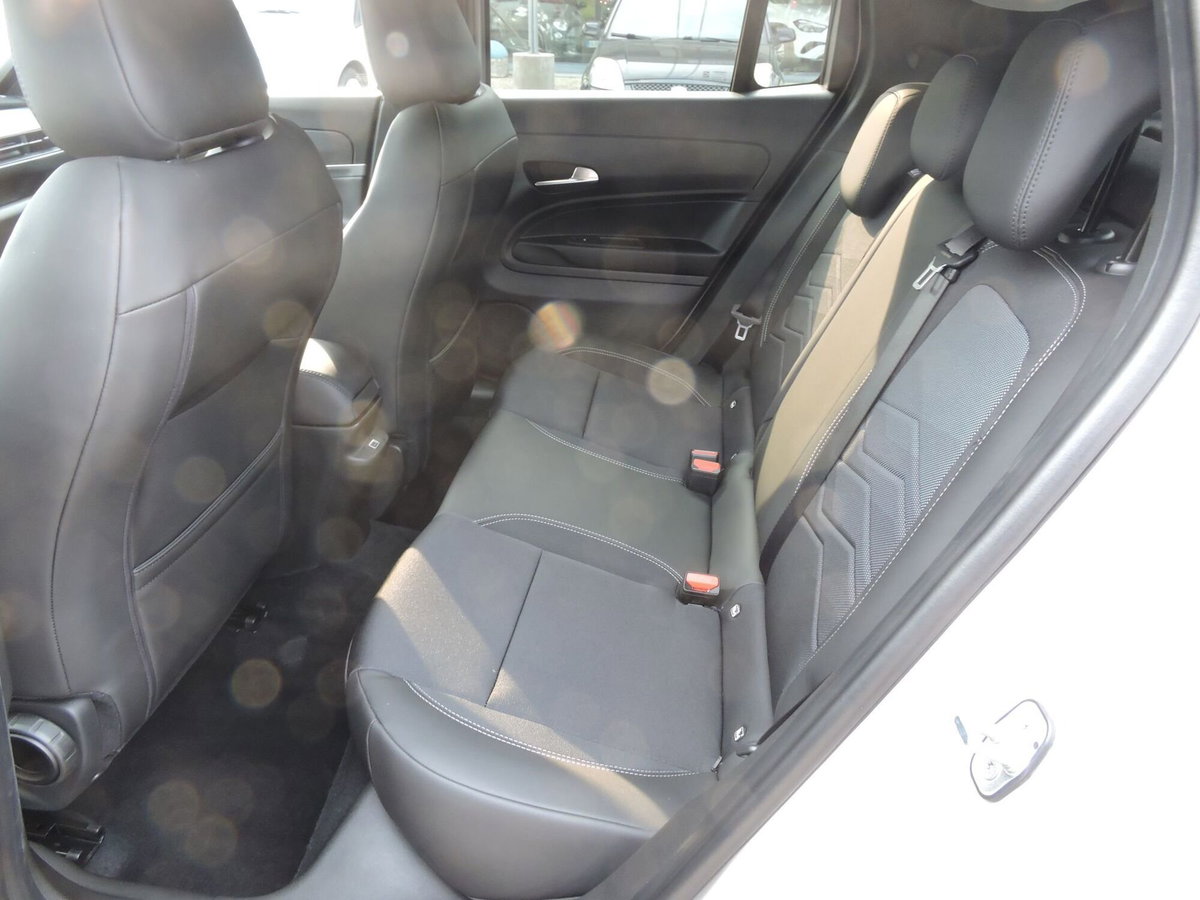 Jeep Avenger full-electric Summit fwd 156cv auto (8)