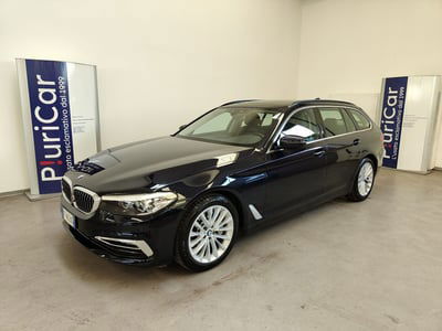 BMW Serie 5 Touring 530d xDrive  Luxury usata
