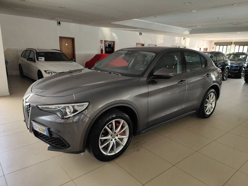Alfa Romeo Stelvio Stelvio 2.0 Turbo 200 CV AT8 Q4 Executive