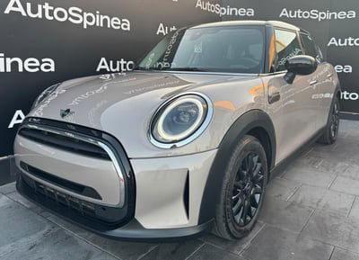 MINI Mini 1.5 Cooper Essential 5 porte usata