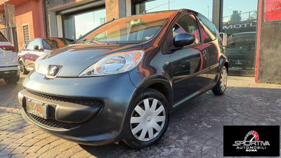 Peugeot 107 68CV 5p. Desir usata