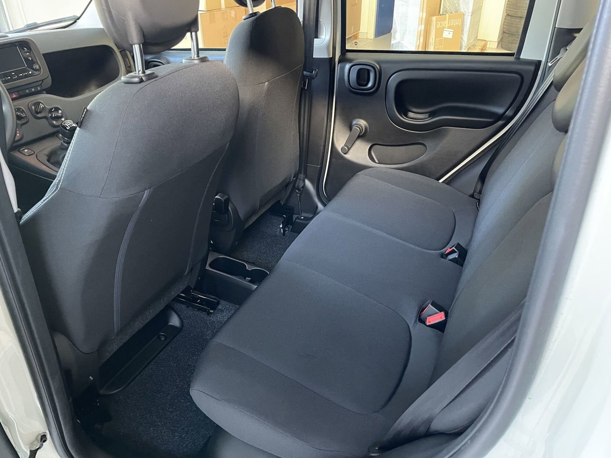 Fiat Panda 1.0 firefly hybrid Icon s&s 70cv (10)