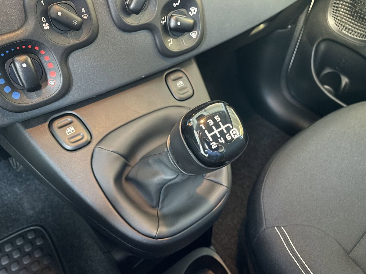 Fiat Panda 1.0 firefly hybrid Icon s&s 70cv (15)