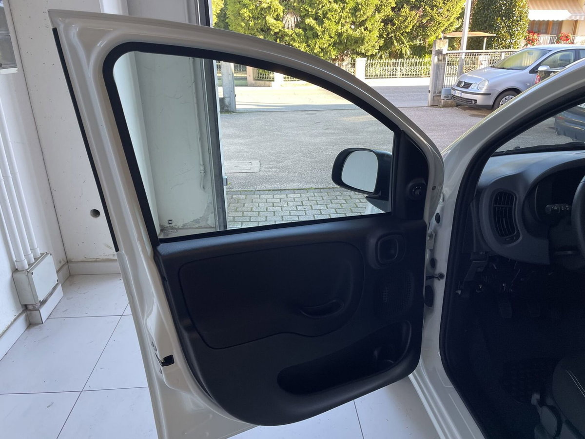 Fiat Panda 1.0 firefly hybrid Icon s&s 70cv (9)