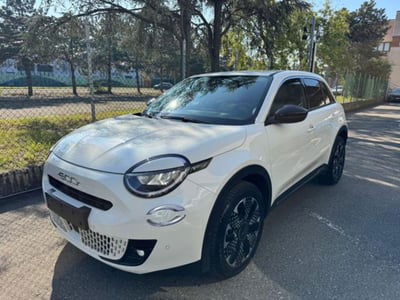 Fiat 600 1.2 hybrid La Prima 110cv auto usata