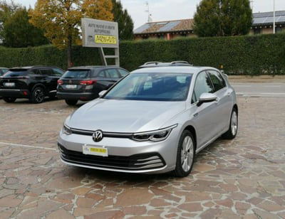 Volkswagen Golf Variant 2.0 TDI SCR DSG Style usata