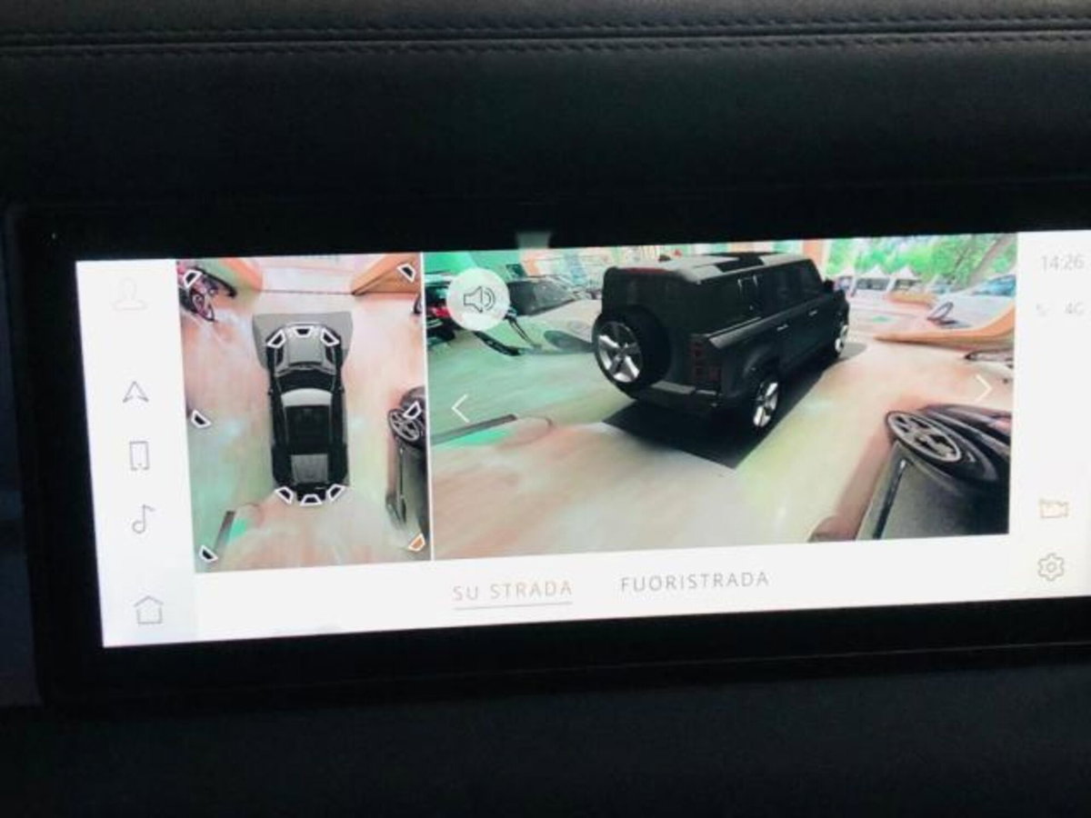 Land Rover Defender 110 Hard Top 3.0d i6 mhev X-Dynamic SE awd 300cv auto (18)