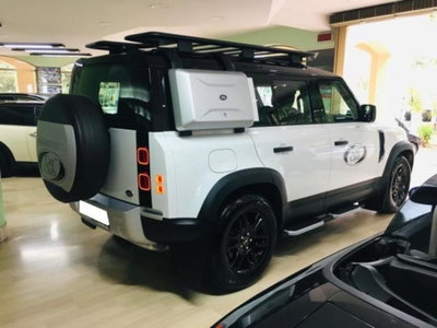 Land Rover Defender 110 Hard Top 3.0d i6 mhev X-Dynamic SE awd 300cv auto (4)