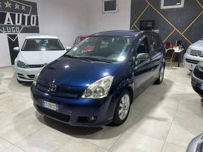 Toyota Corolla Verso 2.2 16V D-4D DPF Sol usata