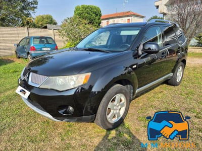 Mitsubishi Outlander 2.0 DI-D Intense DPF usata