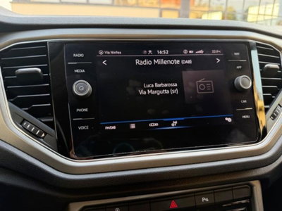 Volkswagen T-Roc 2.0 TDI SCR 150 CV DSG Business BlueMotion Technology (14)