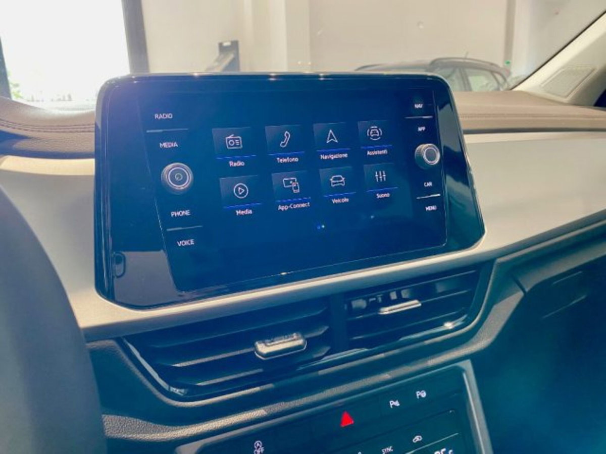 Volkswagen T-Roc 2.0 TDI SCR 150 CV DSG Sport BlueMotion Technology (3)