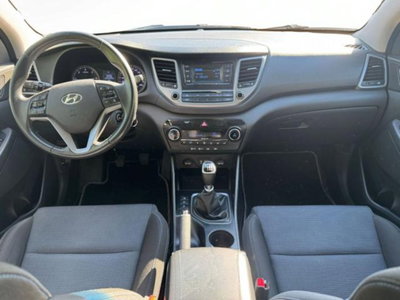 Hyundai Tucson 1.7 CRDi Comfort (15)