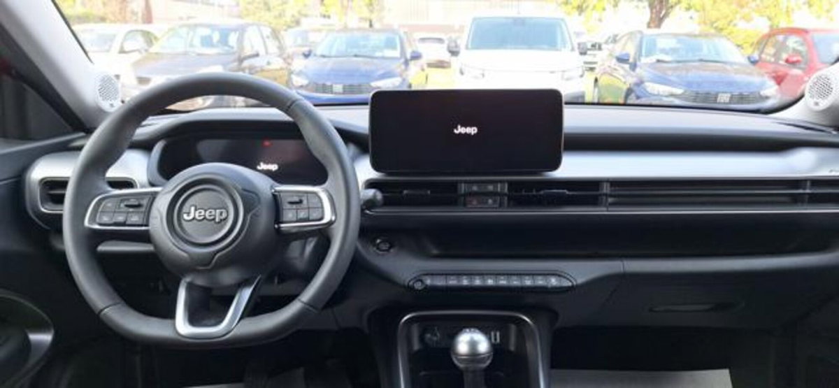 Jeep Avenger 1.2 turbo Summit fwd 100cv (11)