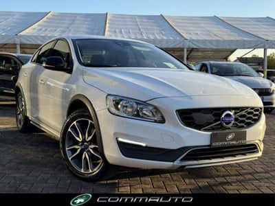 Volvo S60 Cross Country D3 Geartronic Summum usata