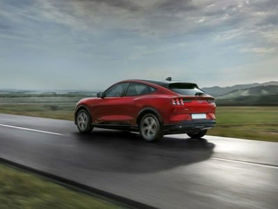 ford mustang mach-e awd standard 269cv