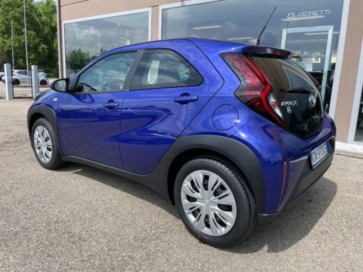 Toyota Aygo X 1.0 VVT-i 72 CV 5 porte Limited Air (3)