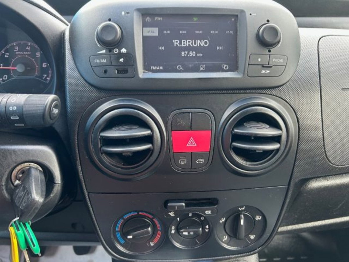 Fiat Fiorino 1.3 MJT 95CV Combinato (11)