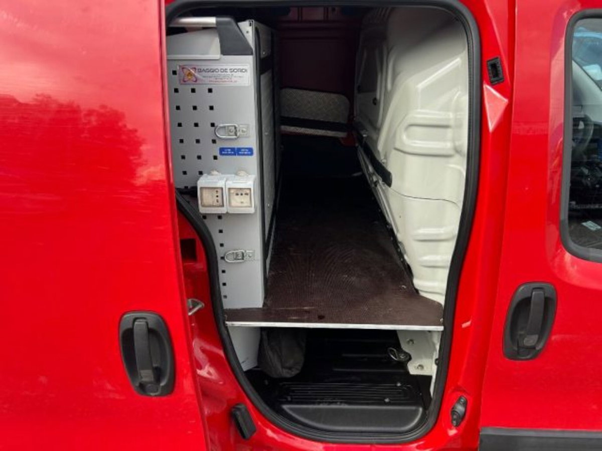 Fiat Fiorino 1.3 MJT 95CV Combinato (14)