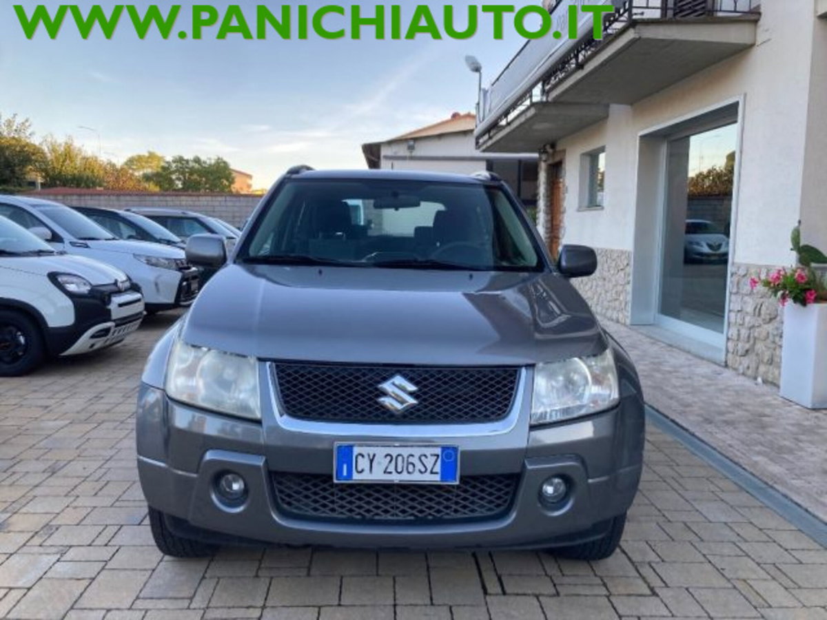Suzuki Grand Vitara 1.9 DDiS 3 porte Offroad (2)
