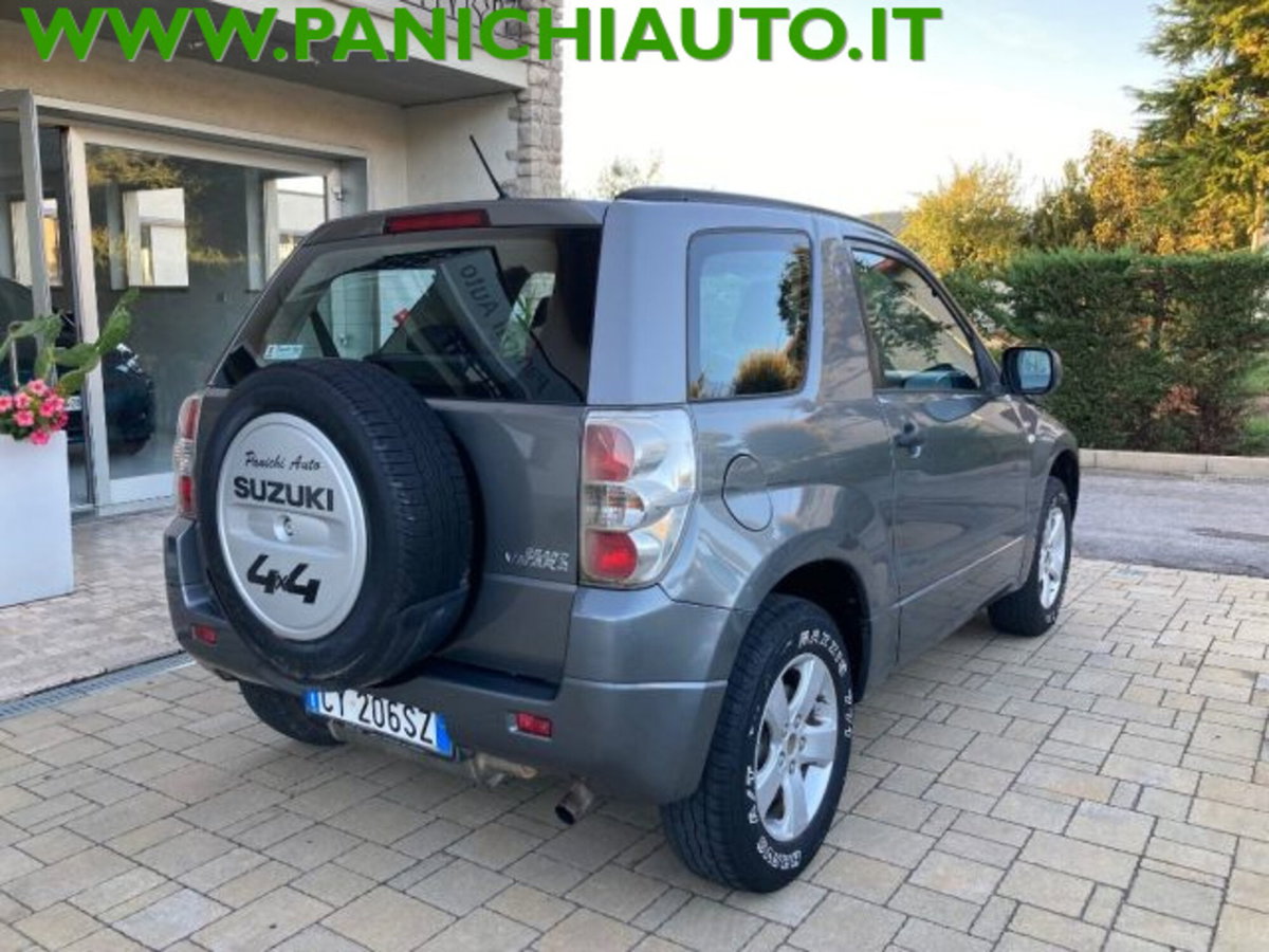 Suzuki Grand Vitara 1.9 DDiS 3 porte Offroad (4)