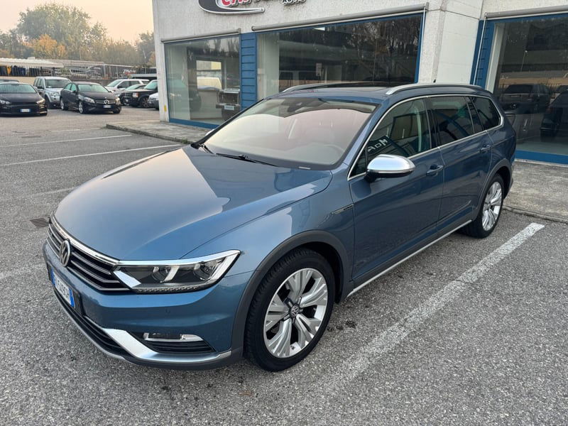 Volkswagen Passat Variant 2.0 TDI 190 CV DSG Highline BlueMotion Tech.