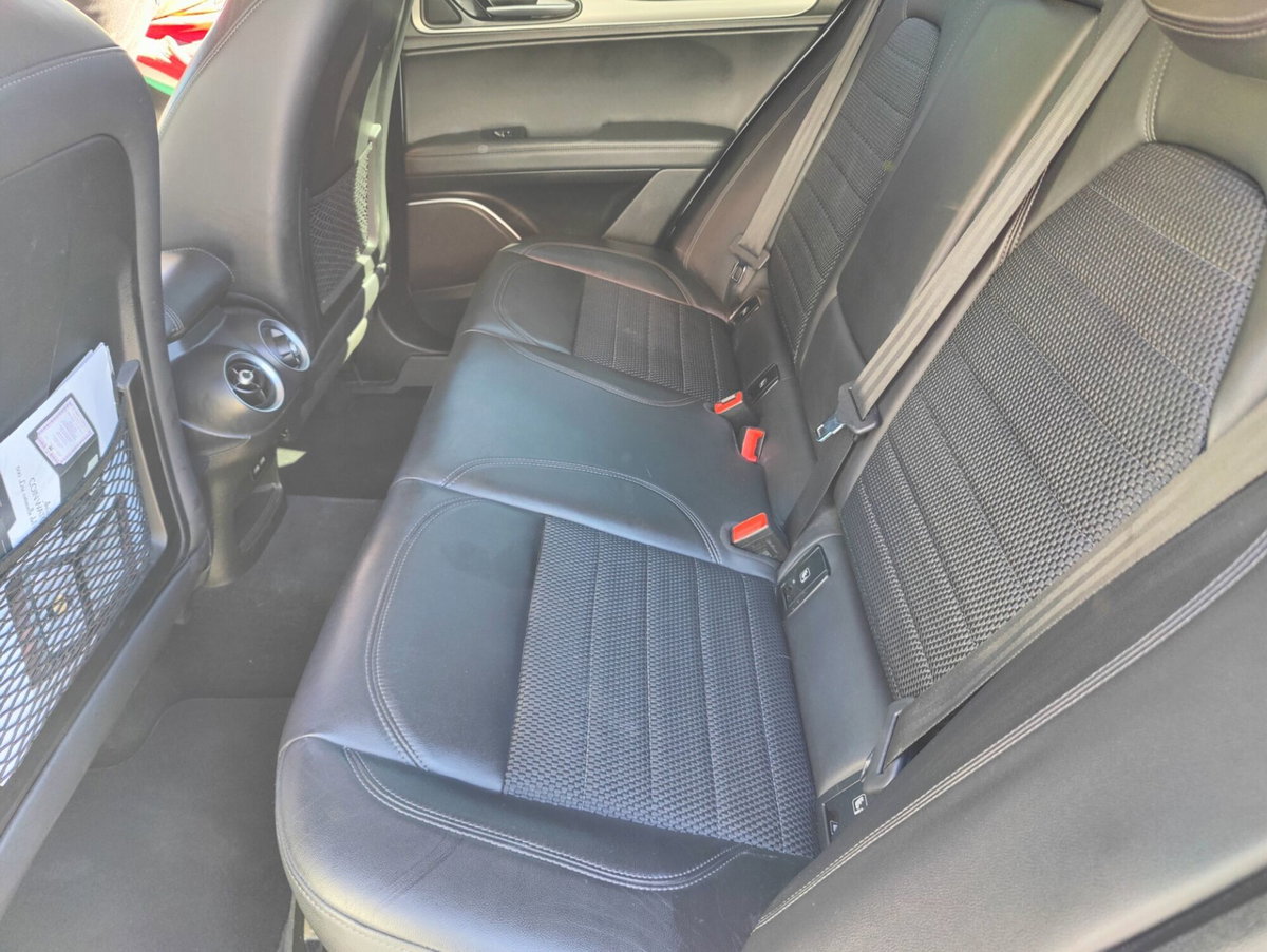 Alfa Romeo Stelvio Stelvio 2.2 Turbodiesel 210 CV AT8 Q4 Super (10)
