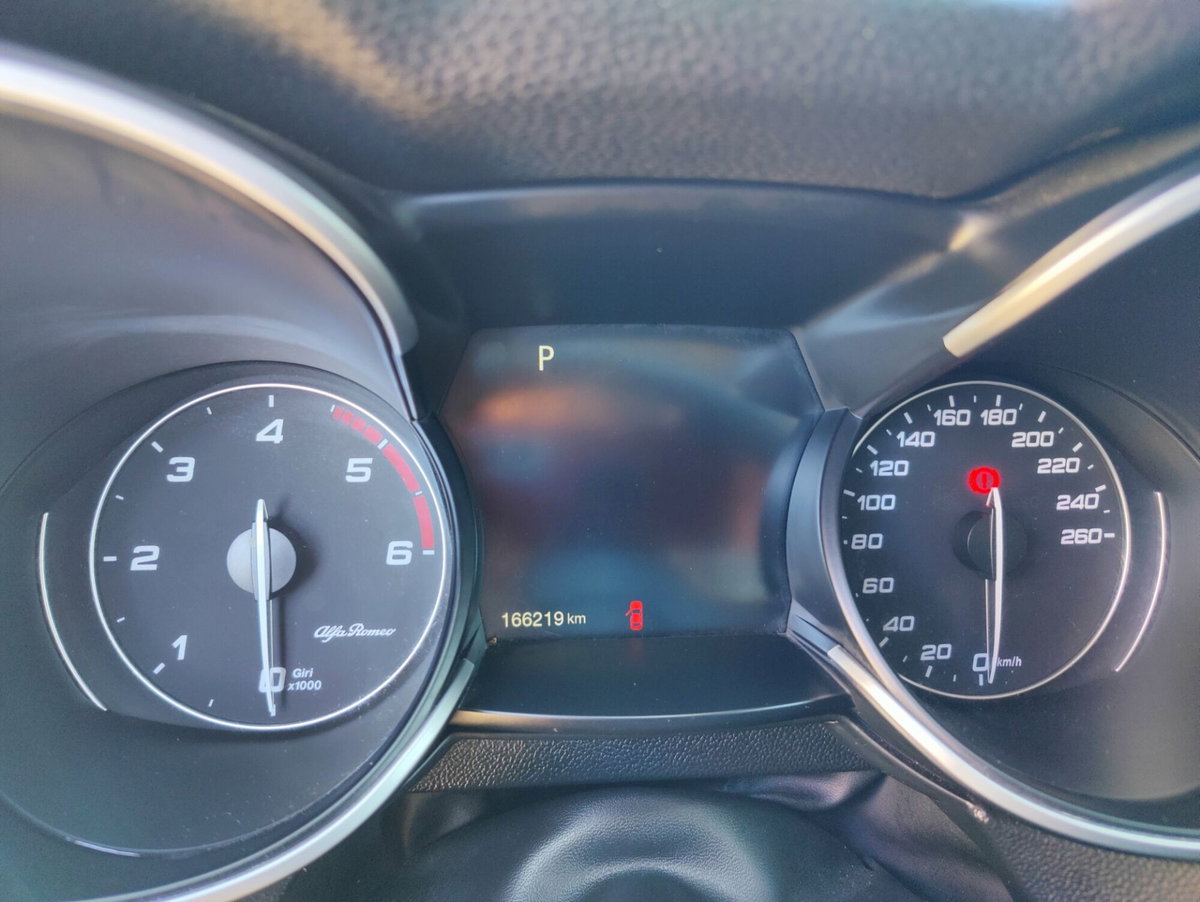 Alfa Romeo Stelvio Stelvio 2.2 Turbodiesel 210 CV AT8 Q4 Super (9)