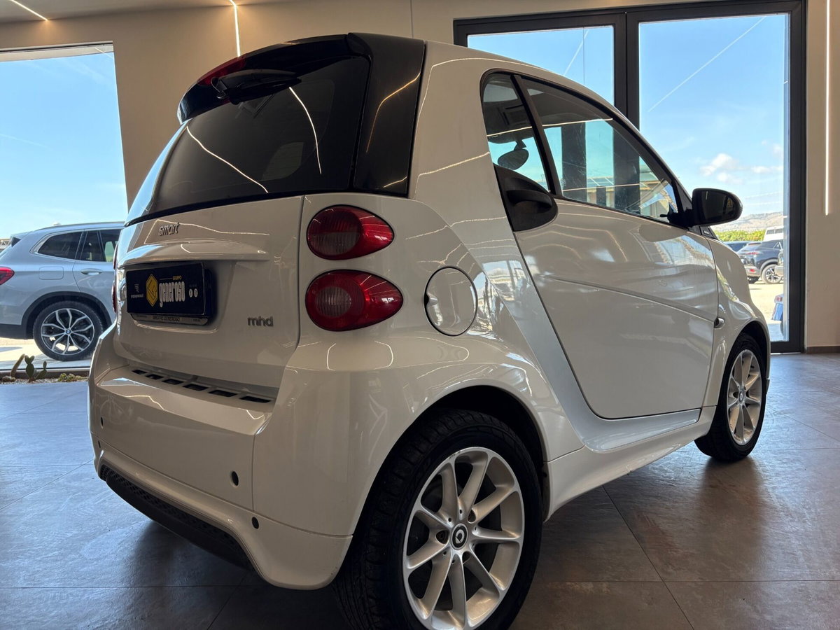 smart Fortwo 1000 52 kW MHD coupé pulse (3)
