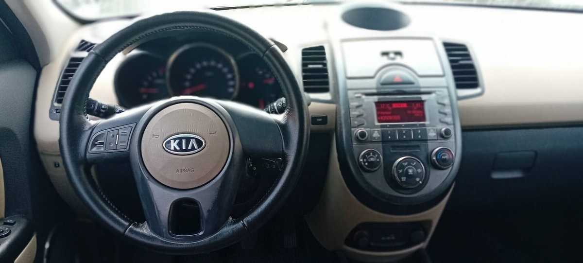 Kia Soul 1.6 CRDi VGT Active (11)