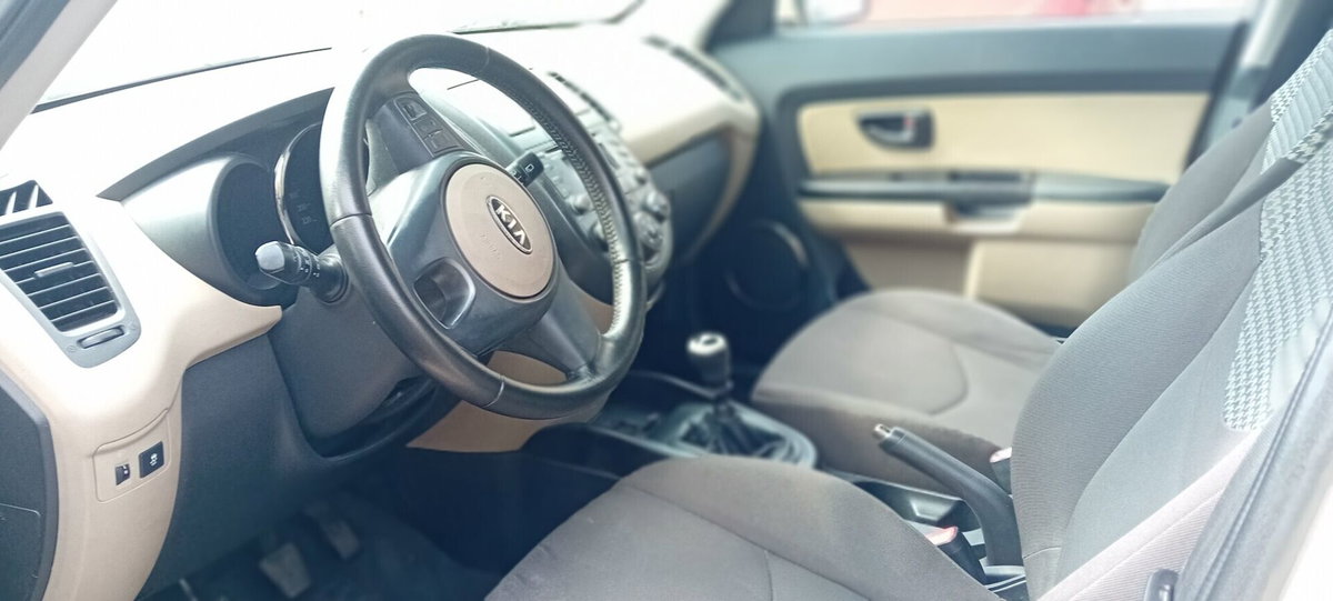 Kia Soul 1.6 CRDi VGT Active (13)