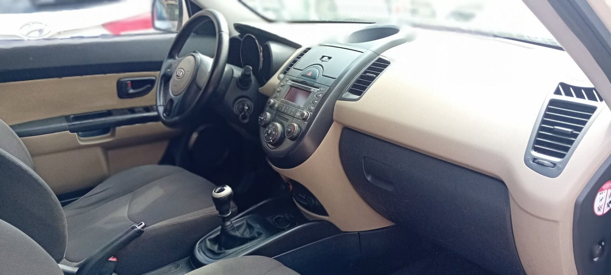 Kia Soul 1.6 CRDi VGT Active (14)