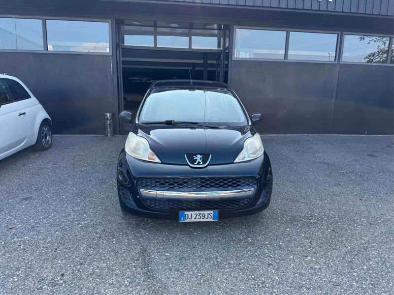Peugeot 107 68CV 3p. Sweet Years 2Tronic