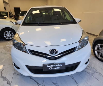 Toyota Yaris 1.D-4D 5 porte Lounge usata