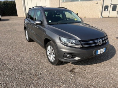 Volkswagen Tiguan 2.0 TDI 140 CV 4MOTION Sport & Style (13)