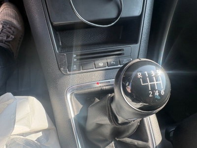 Volkswagen Tiguan 2.0 TDI 140 CV 4MOTION Sport & Style (5)